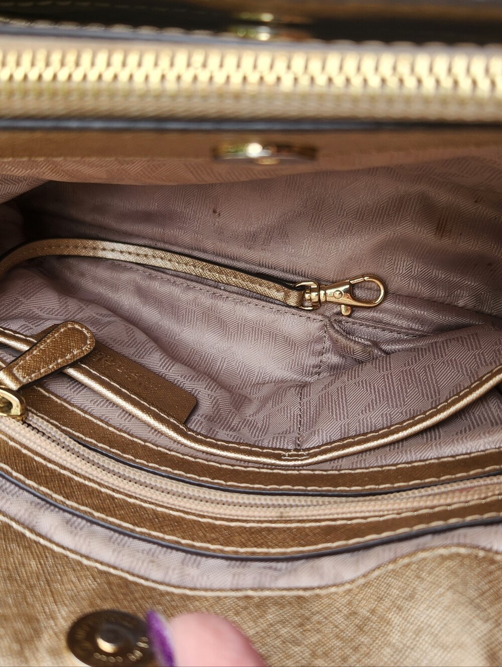 Michael Michael Kors Metallic Gold Leather Satchel Crossbody Preloved - Picture 6 of 14